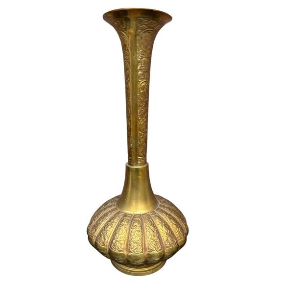 Vintage MCM Brass Bud Vase Made in India Beautiful Floral Design - Picture 1 of 3